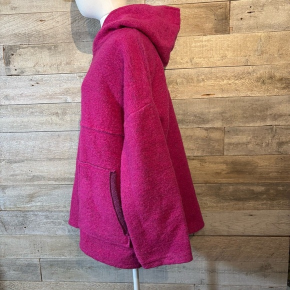 Le Nove Caposhie women’s fuchsia hooded zip up jacket in one size made in Italy - Picture 9 of 9